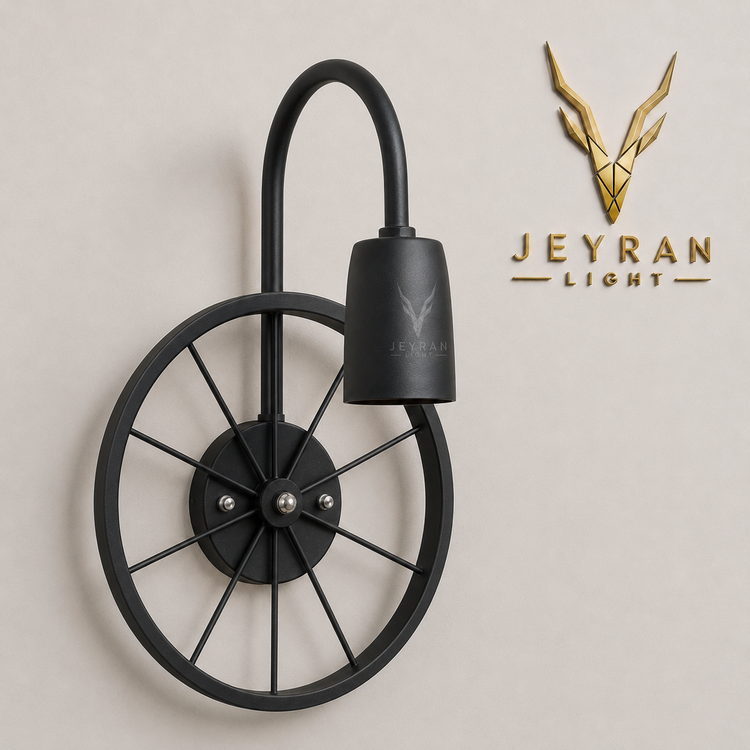 چراغ دیواری مدل چرخ فلزی مشکی با طراحی دکوراتیو و رنگ کورهای ضد رطوبت